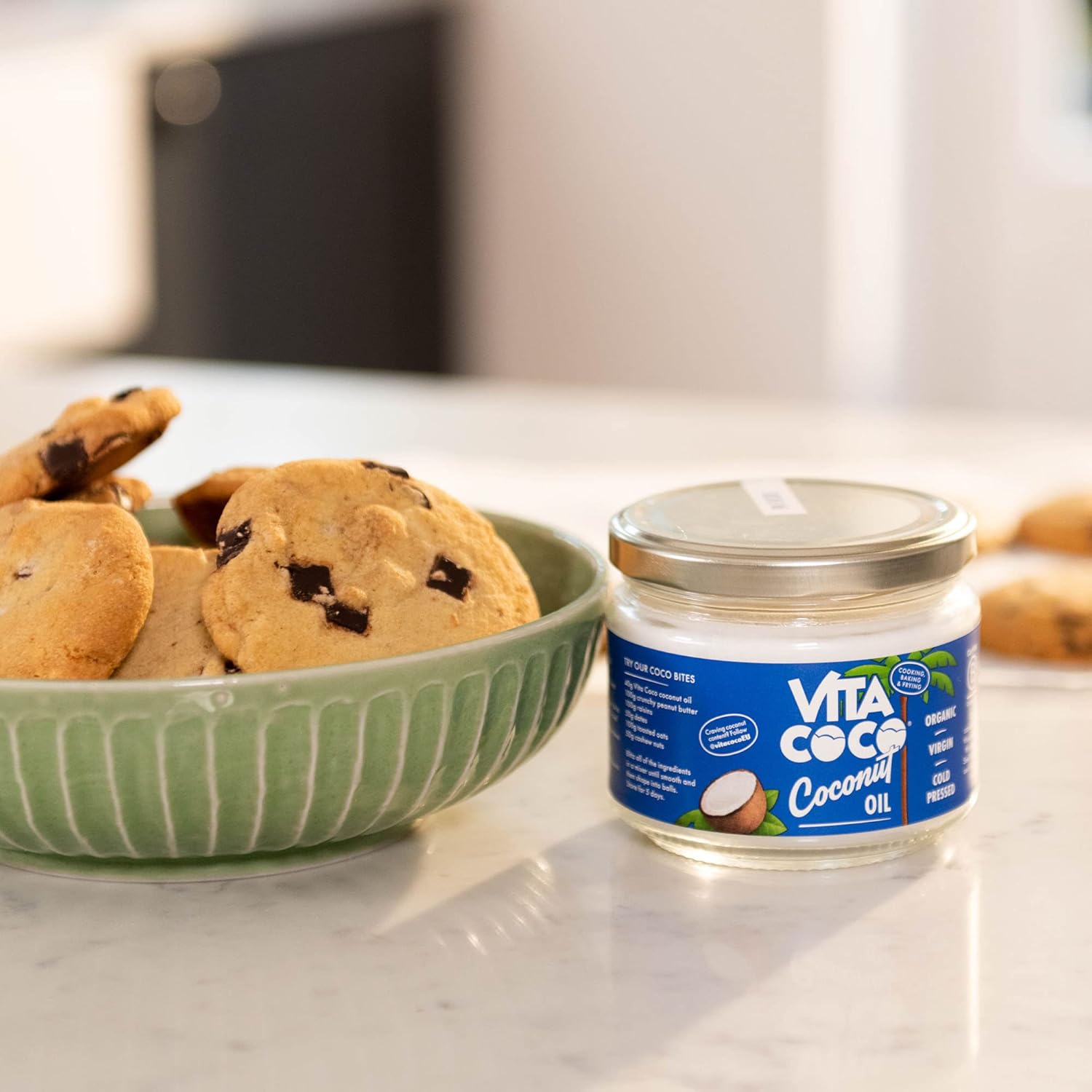 Vita Coco Organic Coconut Oil 250 ml, Extra Virgin, Gluten Free, Use as Cooking Oil, Skin Moisturiser or Hair Shampoo